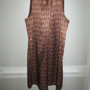 Steve Madden 100% Silk Fully lined sleeveless Dress Size 8